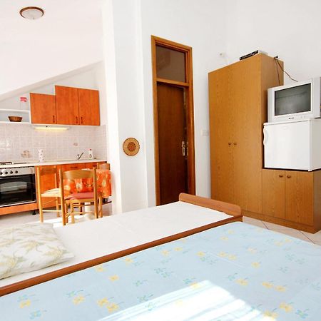 Apartments By The Sea Sevid, Trogir - 9468 Esterno foto