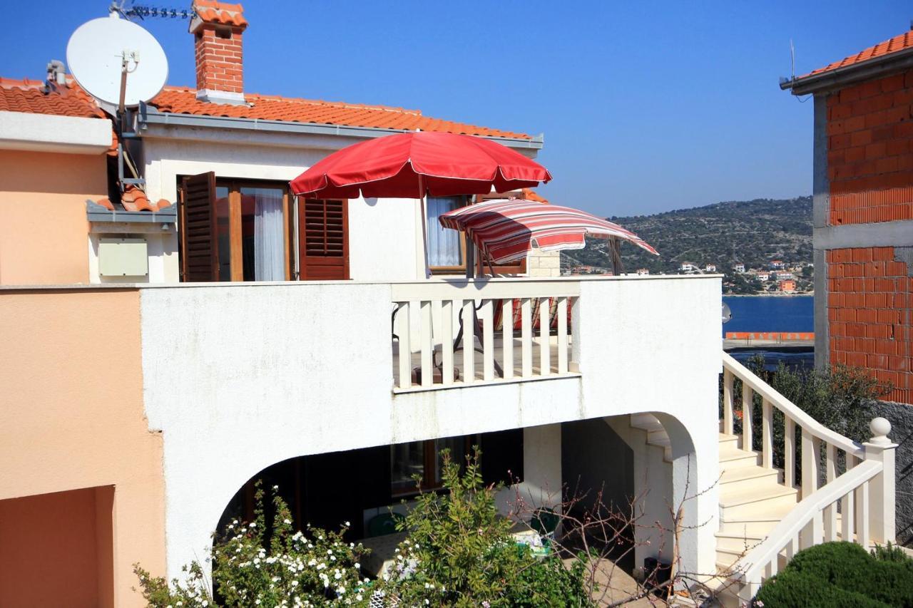 Apartments By The Sea Sevid, Trogir - 9468 Esterno foto